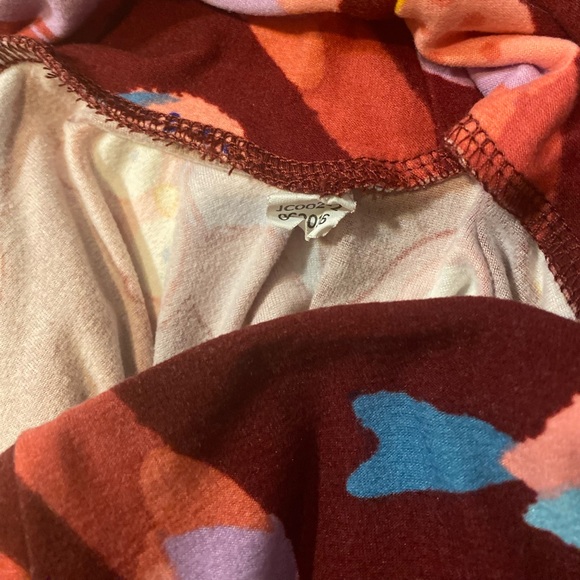 LuLaRoe OS Leggings Maroon Eggplant Wine Purple Birds Owls Parrots Parakeets - Picture 11 of 14